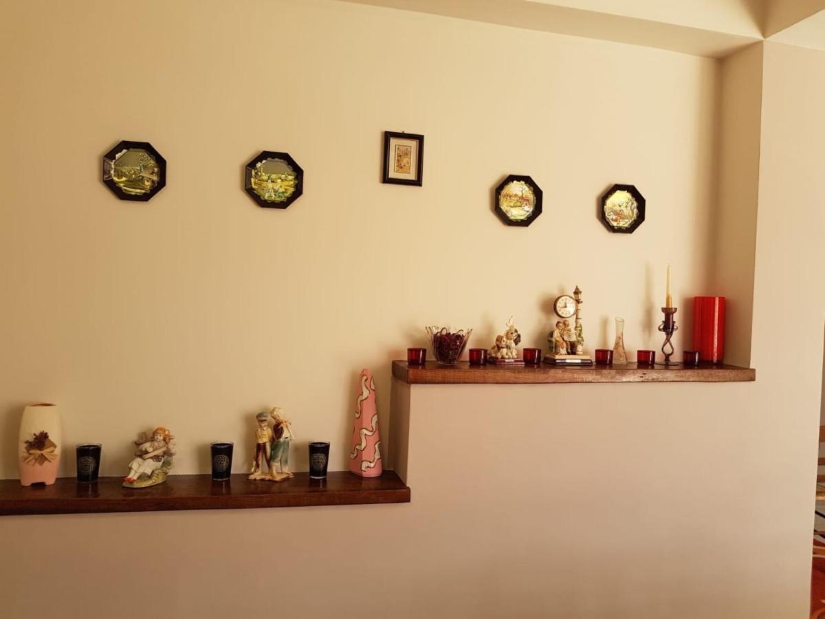 B&B La Casetta Di Lilly Amelia Luaran gambar