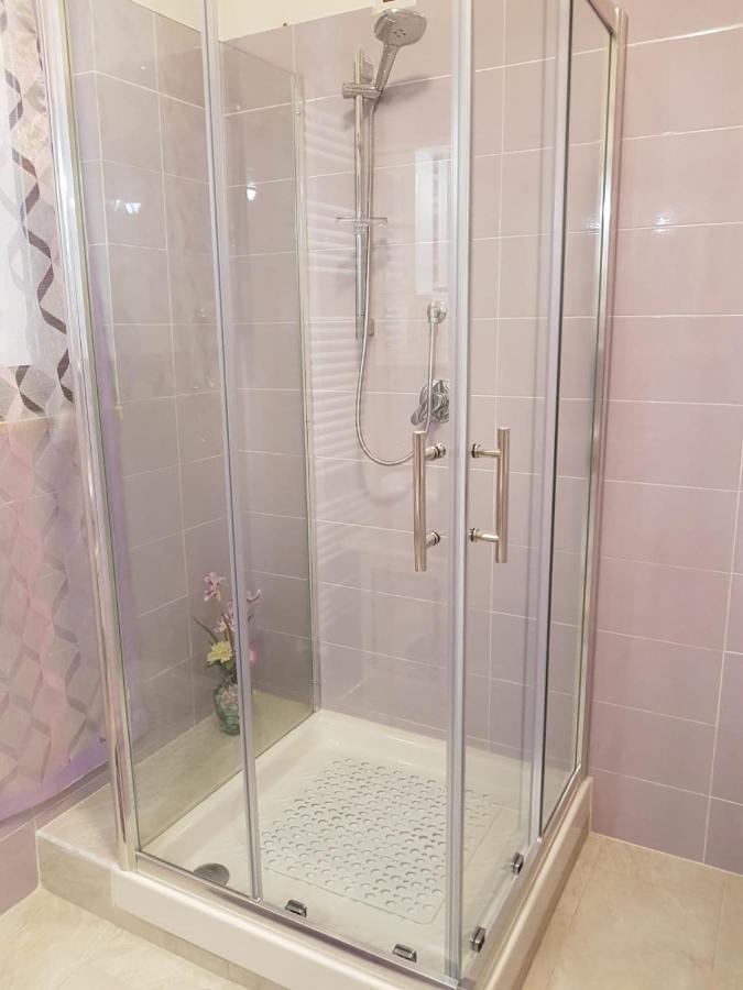 B&B La Casetta Di Lilly Amelia Luaran gambar