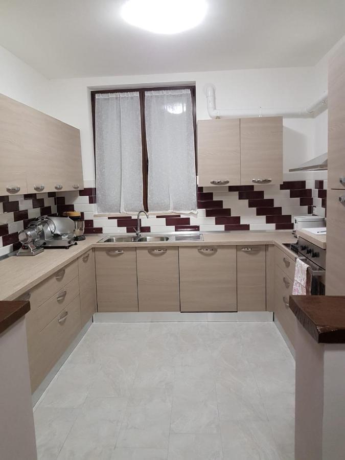 B&B La Casetta Di Lilly Amelia Luaran gambar