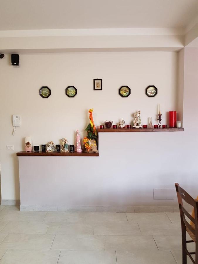 B&B La Casetta Di Lilly Amelia Luaran gambar
